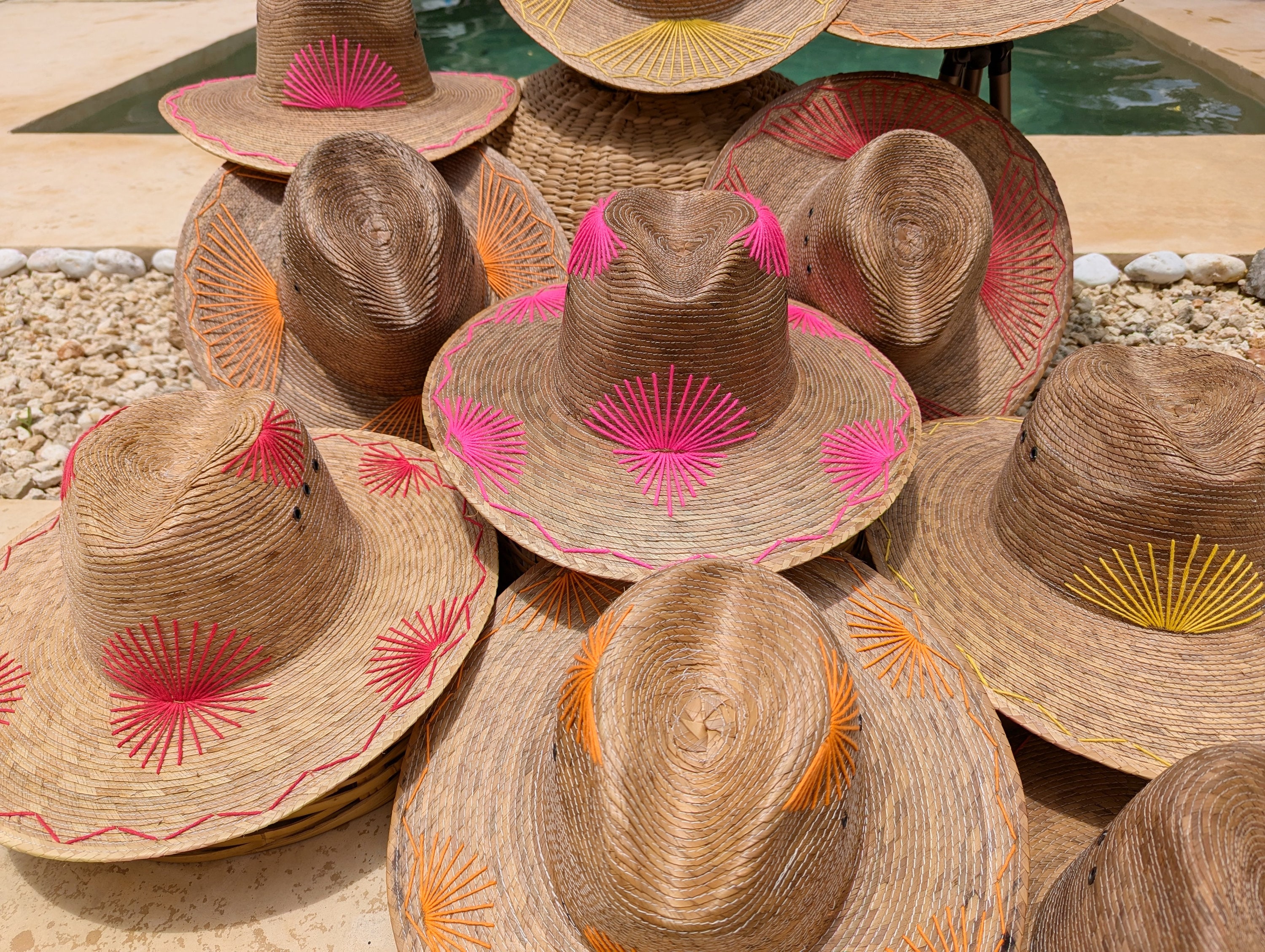 Handmade Te Quiro Straw Hat Handwoven by skilled artisans, each straw strand is  main image 3