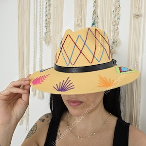 Mexican hat with embroidered decoration