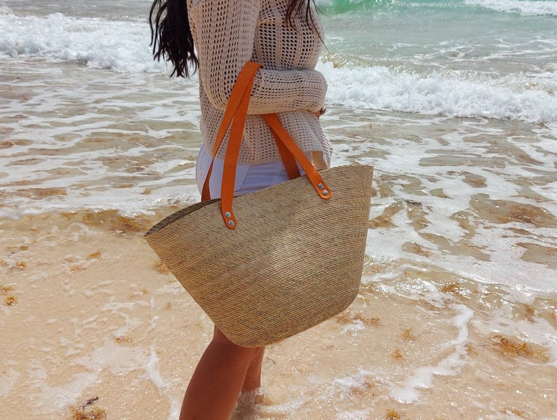 Large beach straw bag with leather strap / market straw bag / mexican tote bag/ summer bag / farmer's market bag / image 6