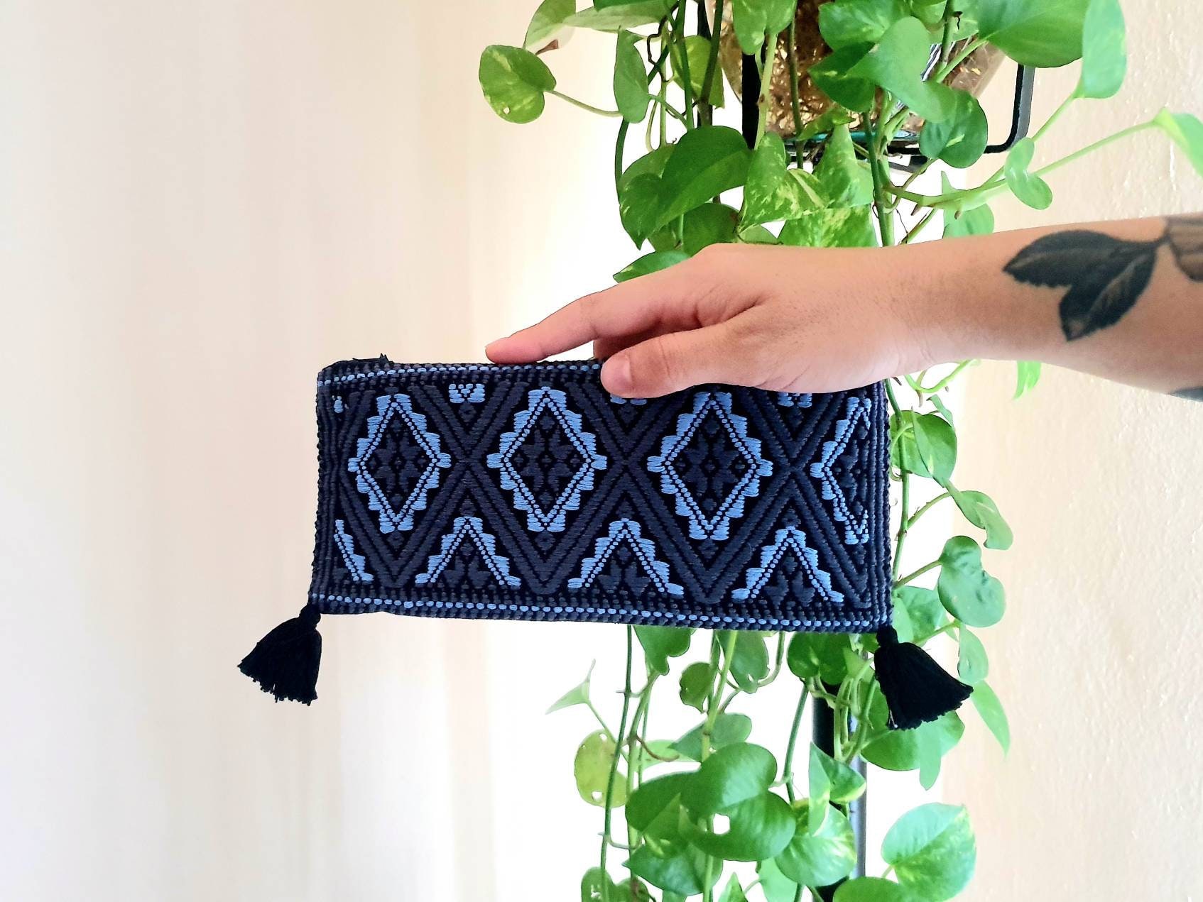 Handmade Embroidered Padded Pouch: Mexican Travel Zipper Bag