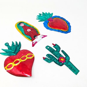 Mexican Tin Sacred Heart Wall Decor: Hand-Painted Milagro Art