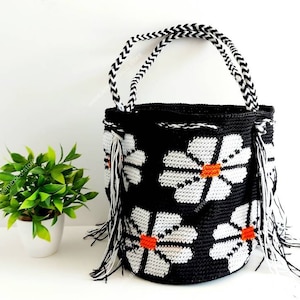 Mexican crochet bag / mexican macrame bag / hand knitted bucket bag / Mexican handbag