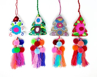 Handgemaakt Mexicaans kerstboomornament: vilten pomponversiering