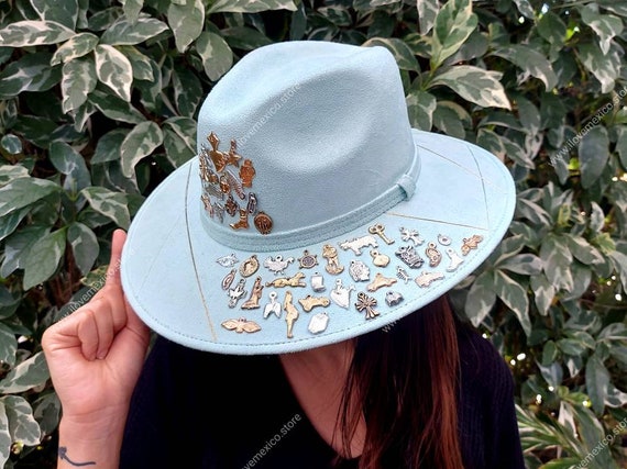 Blue/green suede hat made in Mexico with charms. Sombrero Cordobes main image 2