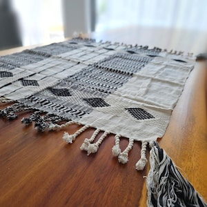 Hand Woven Mexican Table Runner: Embroidered Fiesta Decor