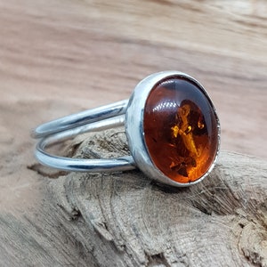 Oval Amber Split Shank Ring