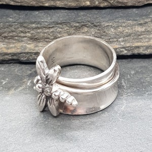 Dragonfly Spinner Ring