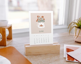Calendário de mesa do Clube da Caneca do Mês 2026 - Com suporte