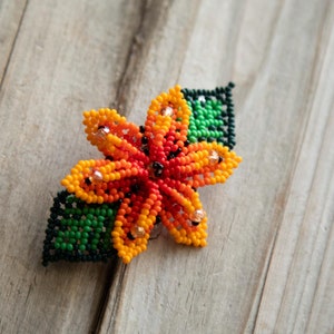 Ethnic hand beaded barrette, indigenous hair clip, Mayan hair accessory, beaded product, handmade barrette, indigenous made, beaded art