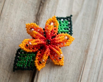 Small Handmade Beaded Flower Barrette, Indigenous product, handcrafted Hair Clip, unique accessory, Mexican design