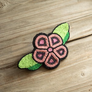 Ethnic hand beaded barrette, indigenous hair clip, Mayan hair accessory, beaded product, handmade barrette, indigenous made, beaded art