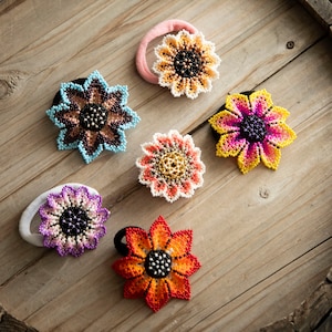 Coletero de flores con cuentas hecho a mano: accesorio étnico maya, producto bohemio, hecho por indígenas, arte maya
