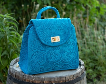 Handmade leather backpack, ethnic handmade backpack, leather backpack, carved small backpack, boho style, Mexican backpack, travel bag