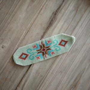 Tribal indigenous bracelet, Native American bracelet, beaded bracelet, ethnic product, loom beaded bracelet, Huichol bracelet, Wixarixa art, indigenous made, beading product, canadian indigenous, native beading, native bracelet, southwestern style