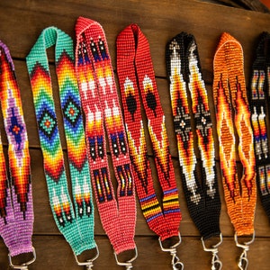 Ethno Schlüsselanhänger, Schlüsselanhänger handbeaded, Huichol, Wikarixa Schlüsselanhänger, Perlen Schlüsselanhänger, Boho Schlüsselanhänger, Reiseartikel