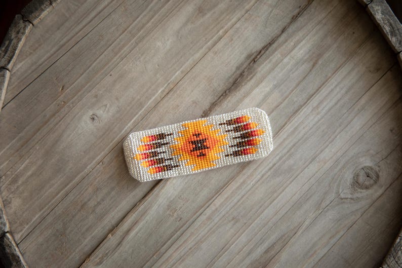 Tribal indigenous bracelet, Native American bracelet, beaded bracelet, ethnic product, loom beaded bracelet, Huichol bracelet, Wixarixa art, indigenous made, beading product, canadian indigenous, native beading, native bracelet, southwestern style