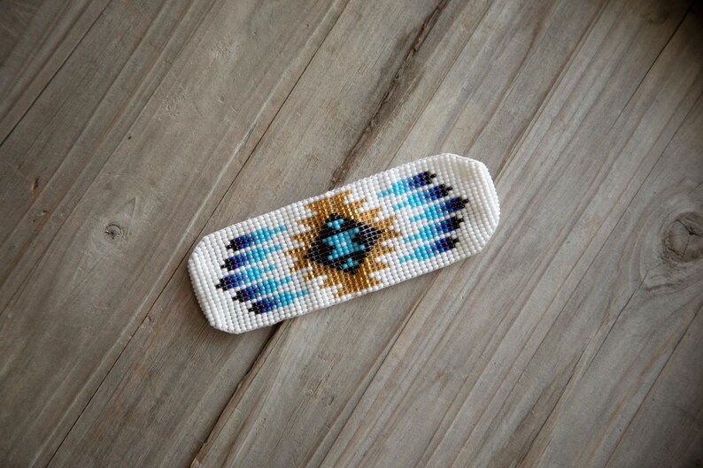 Tribal indigenous bracelet, Native American bracelet, beaded bracelet, ethnic product, loom beaded bracelet, Huichol bracelet, Wixarixa art, indigenous made, beading product, canadian indigenous, native beading, native bracelet, southwestern style