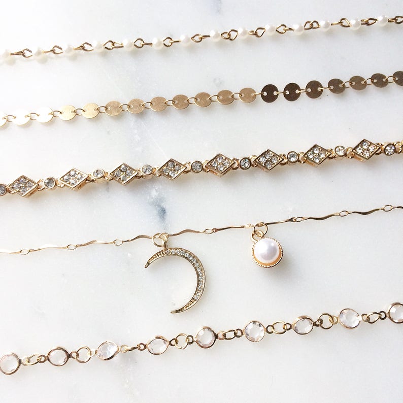 Delicate Rhinestone Choker