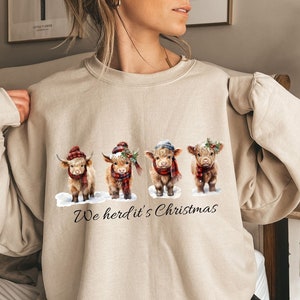 Highland cow Christmas Sweatshirt Cow Christmas Sweater, Western Cow Sweatshirt, Highland cow gift for her, Cow Christmas Gift Cute cow gift