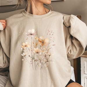 Vintage Pressed Flowers Sweatshirt, Boho Cottagecore Crewneck, Nature Sweatshirt, Boho sweatshirt, Floral Sweatshirt, Flower sweatshirt