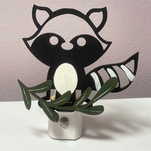 Raccoon nightlight, raccoon lover gift, raccoon bedroom decor, LED raccoon nightlight, raccoon night light, raccoon gift, raccoon lover gift