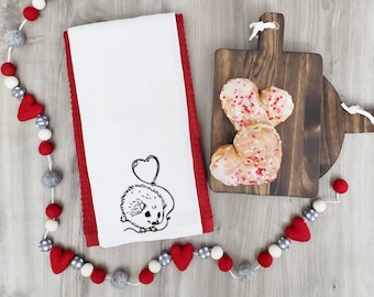 Hedgehog kitchen towel, Valentines hedgehog , Hedgehog kitchen towel, Valentines home decor, flour sack kitchen towel. Hedgehog towel