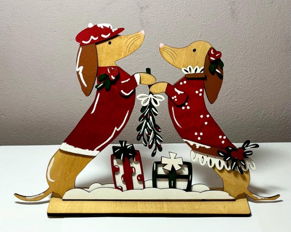 Christmas dachshund decor, gift for dachshund lover, dachshund shelf sitter, gift lover of dachshunds, dachshund Christmas decoration, xmas