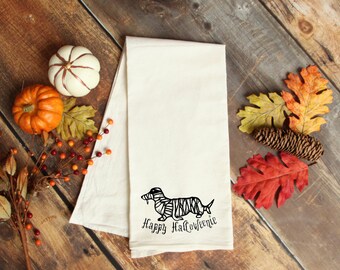 Dachshund kitchen towel, Halloween dachshund, halloween home decor, flour sack kitchen towel. Dachshund towel.