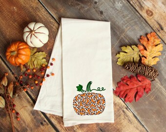 Dachshund kitchen towel, Halloween dachshund, halloween home decor, flour sack kitchen towel. Dachshund towel.