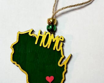 Wisconsin ornament, hand painted Christmas ornament, Wisconsin ornament, Wisconsin gift, Wisconsin theme gift, Wisconsin Christmas ornament