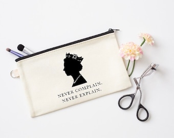 Queen Elizabeth cosmetic case, Queen Elizabeth makeup bag, Queeb Elizabeth travel bag, Gift for queen lovers, gift for royals lover