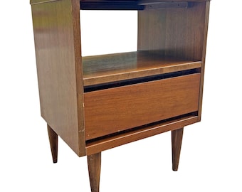 1960s Mid Century Modern Vintage Single Nightstand With Drawer