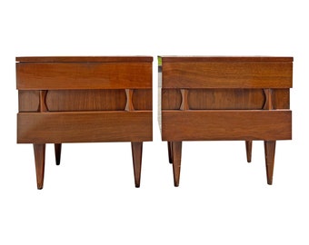 1960s Mid Century Modern Vintage Nightstands by American of Martinsville - a Pair