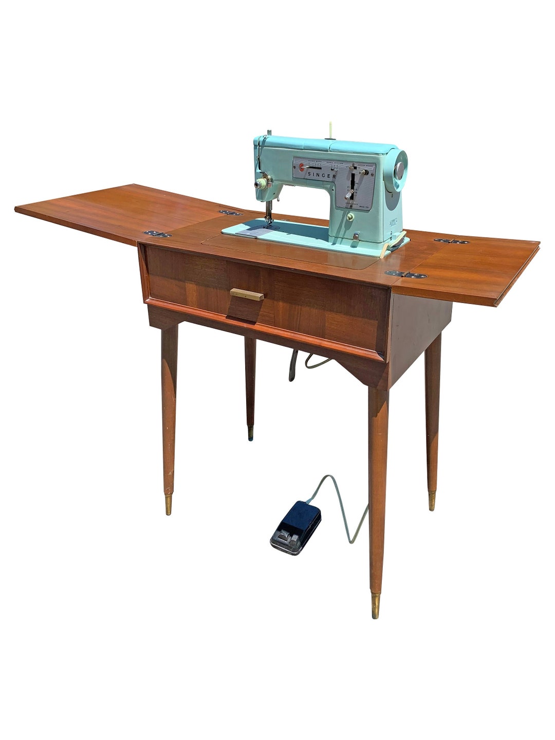 MCM Green Singer Sewing Machine in Cabinet For Sale at 1stDibs  singer  sewing machine vintage with table, antique singer sewing machine for sale,  singer sewing machine table vintage