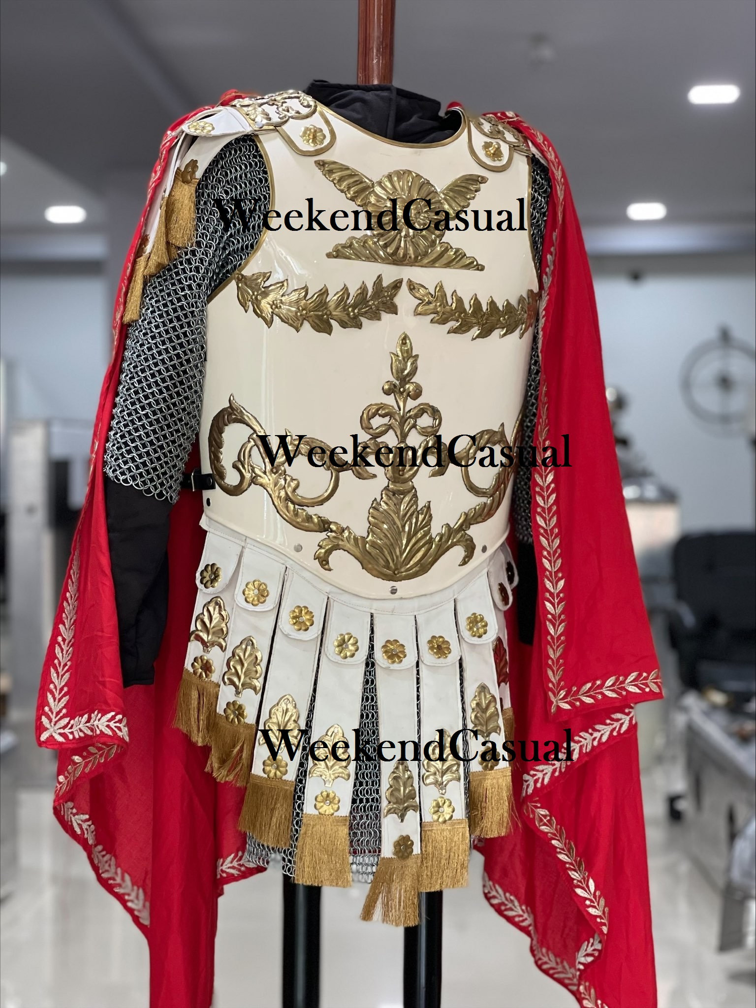 Handmade Medieval White Steel Roman Muscle Cuirass Armor Knight Body Armor Halloween Cosplay