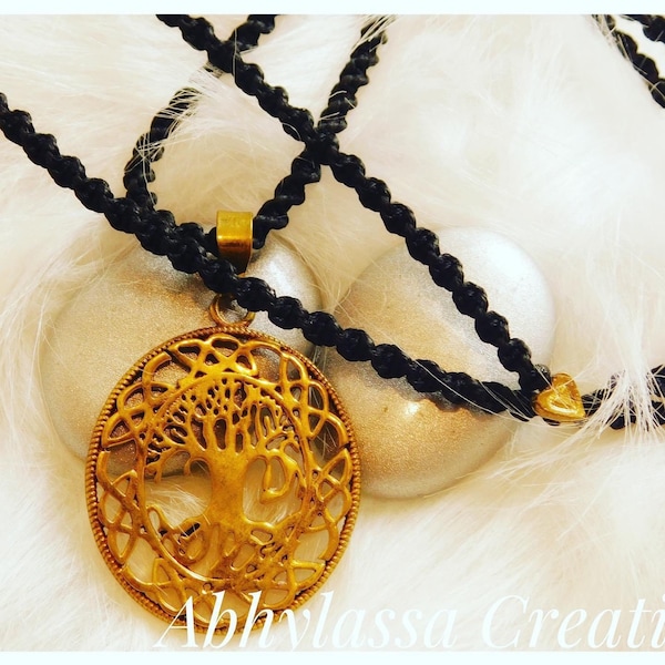 Collier - Pendentif Arbre de vie en Laiton, Macramé et pierres semi-précieuses/Symbole de l'Univers/Bijoux Bohème/Bijoux Boho