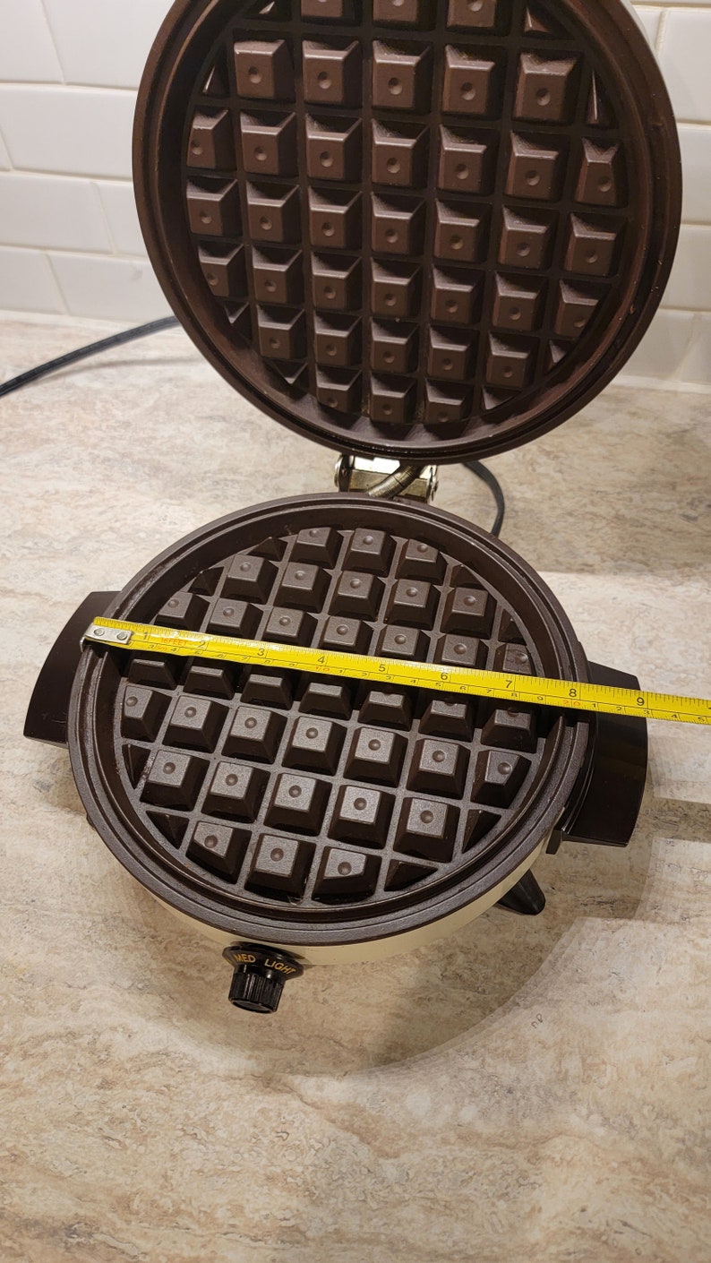 Vintage Toastmaster Belgium Waffle Maker 1980s Etsy