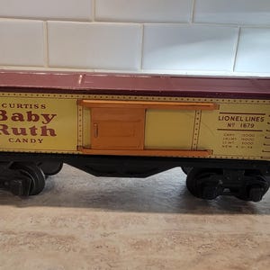 Vintage Lionel Lines Curtiss Baby Ruth Candy Yellow Train Box Car, Lionel Lines #1679