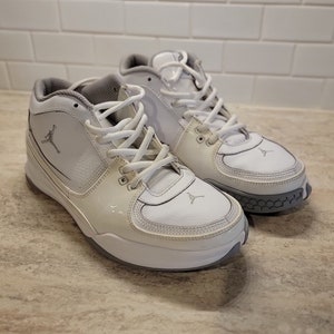 michael jordan youth sneakers