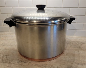 Vintage Revereware 8 qt Stock Pot with Lid / Vintage Stainless Steel Copper Bottom Cookware