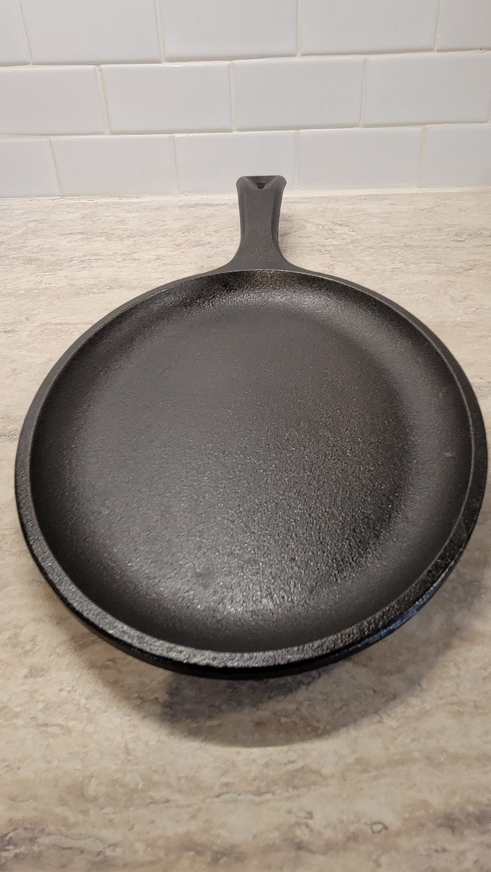 Lodge Cast Iron Oval OS2 Pan Seasoned ,frying Pan, Cast Iron Sizzler