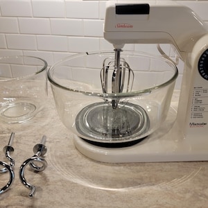 Mixer Sunbeam MixMaster Vintage, Mixer Sunbeam Vintage dos anos 80 de 12 velocidades