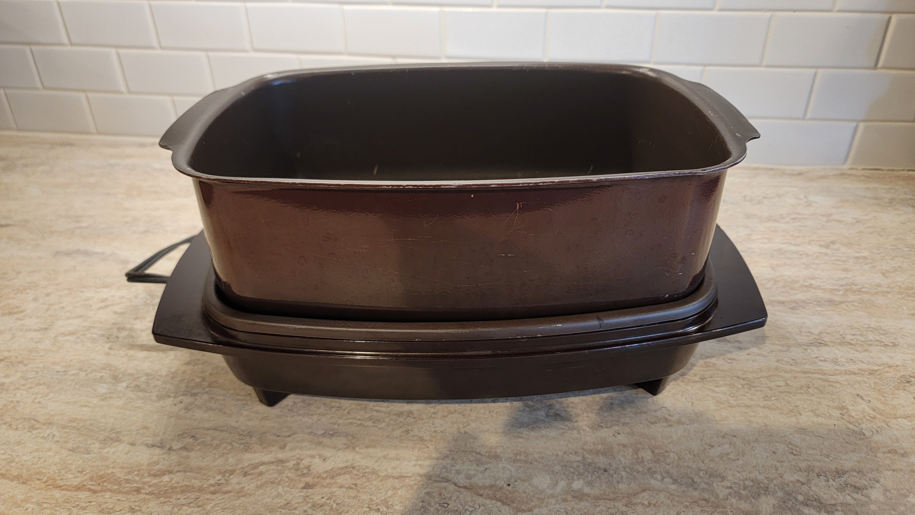 Vintage West Bend Slowcooker Autumn Brown 4 Quart Automatic Cooker