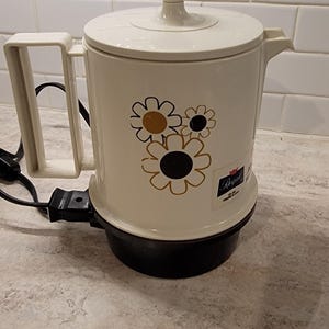Chaleira elétrica vintage Regal Instant de 5 xícaras, chaleira elétrica vintage Poly Cup, chaleira elétrica de água quente dos anos 1980, panela elétrica Poly Hot Pot