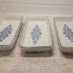 Pfaltzgraff Yorktowne Rectangle Stoneware Cracker Relish Dish Trays 716-51, Vintage Pfaltzgraff, Set of 3, Yorktown Blue Trays