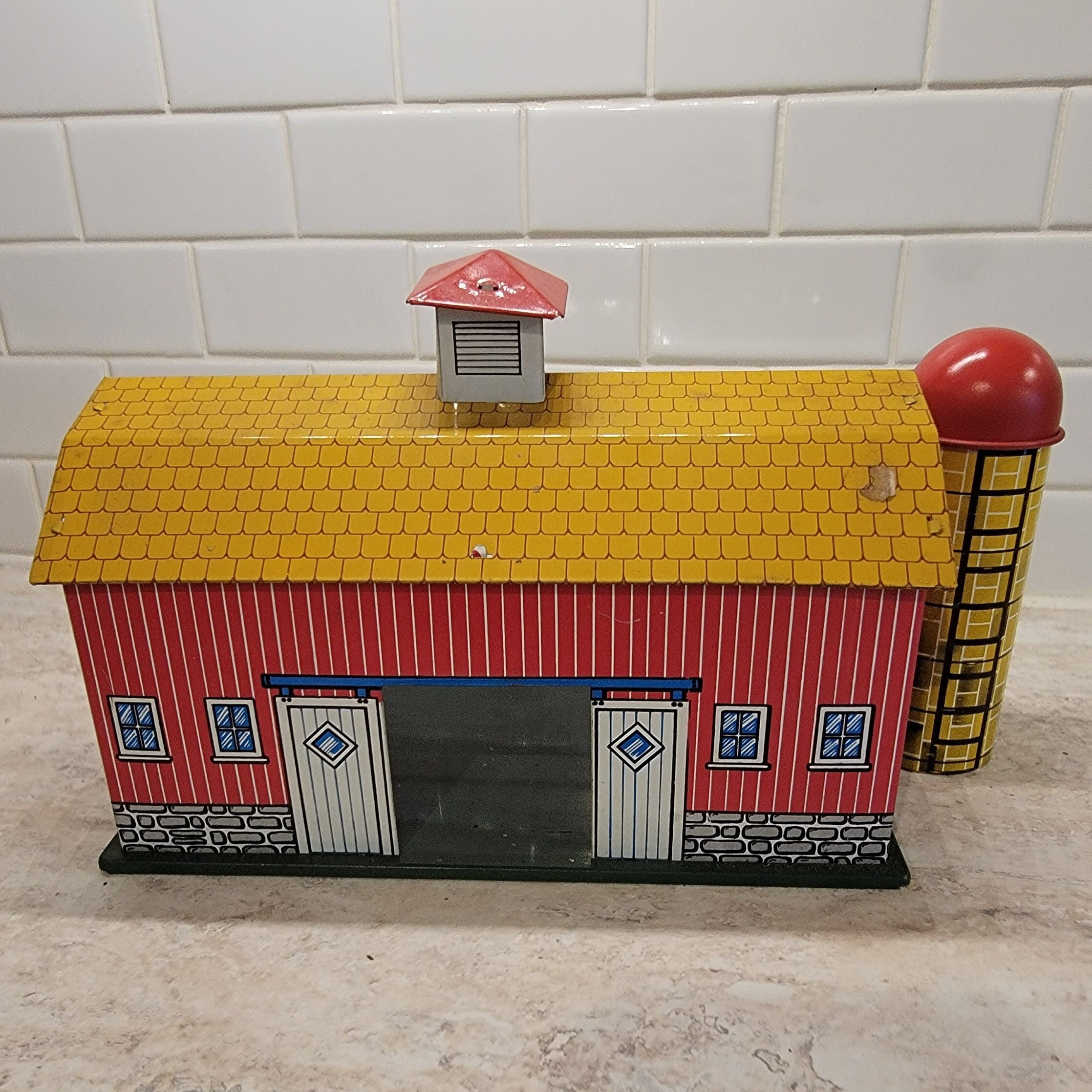 Life Like 1950s Barn Tin Farm Set Original Box 1950s Tin Toys Etsy