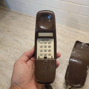 Vintage Brown Radio Shack Push Button Trimline Phone