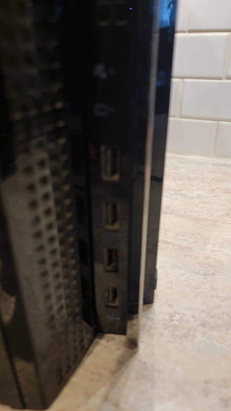 Sony Ps3 Playstation With 3 Controllers, 2 Memory Cards and Cords