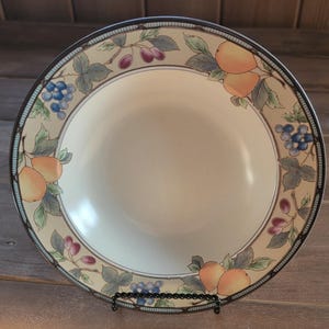 Mikasa Harvest Garden Intaglio Rimmed Soup Bowls Excellent Condition, Vintage Mikasa China, Vintage China Fruit Pattern, Set of Four