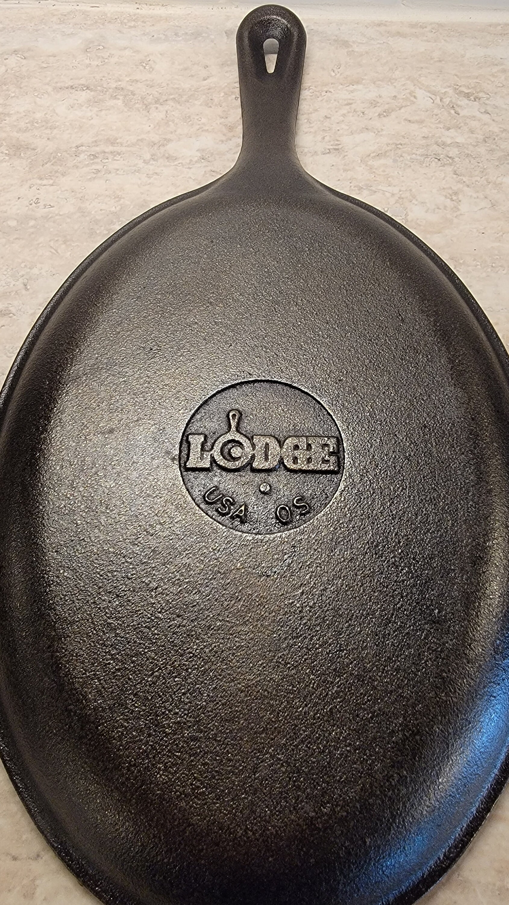 Lodge Cast Iron Oval OS2 Pan Seasoned ,frying Pan, Cast Iron Sizzler